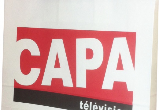 Papier-CAPA-television
