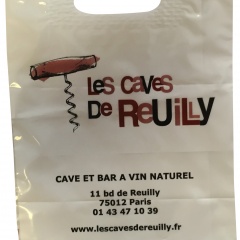 Plastique-Les-caves-de-Reuilly