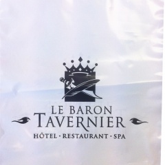 Plastique-Le-baron-tavernier