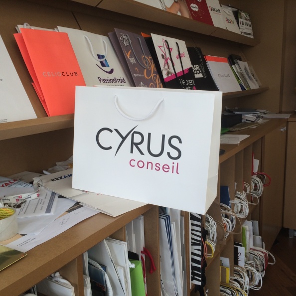 Luxe-Cyrus.jpg