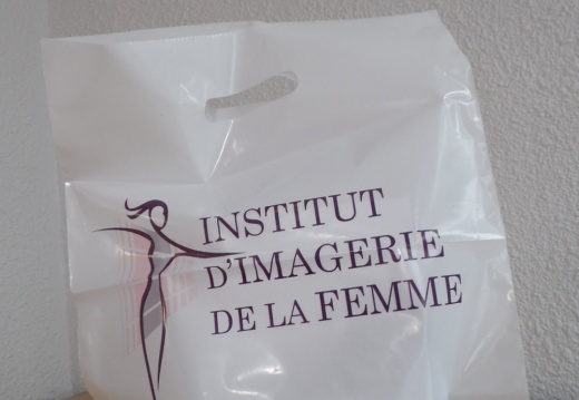 Plastique-Institut-d-imagerie-de-la-Femme